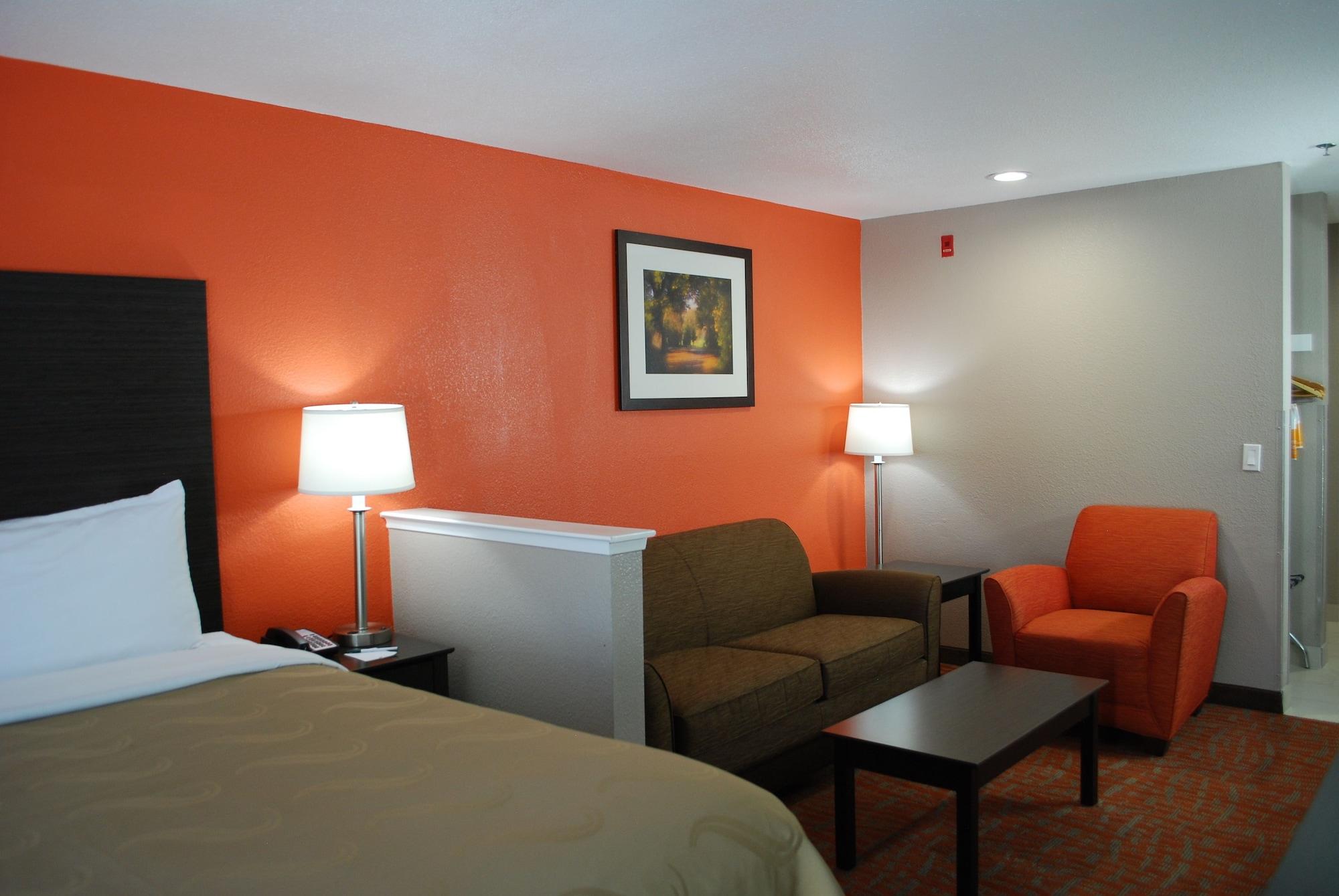 Quality Inn & Suites Fresno Northwest Exteriör bild